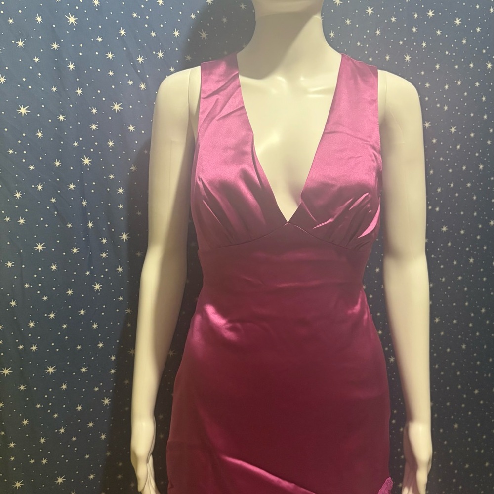 Le Lis Pink Tie Sheath Dress